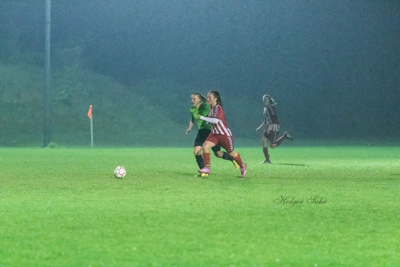 Bild 261 - B-Juniorinnen TuS Tensfeld - MTSV Olympia Neumnster : Ergebnis: 4:1